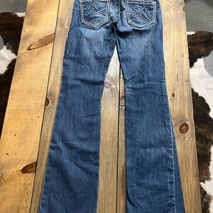 Women's Ariat med wash Jeans size 27L